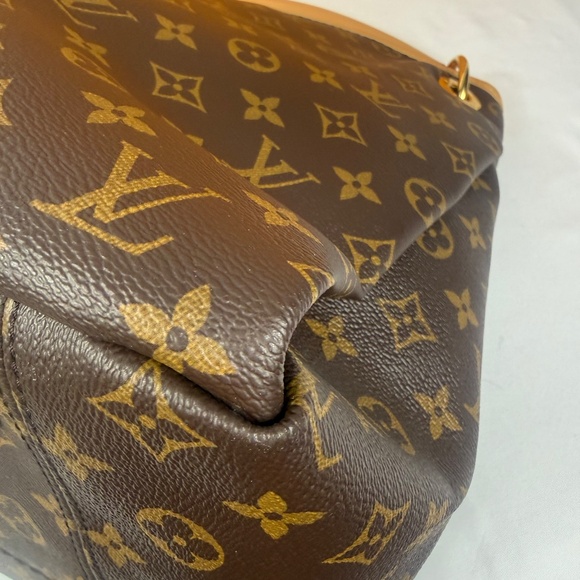 LV Monogram Artsy MM - Picture 16 of 16